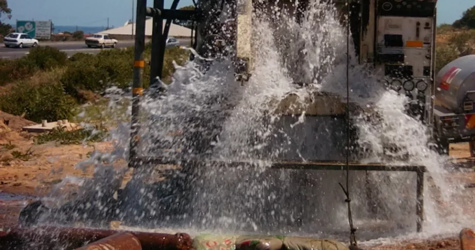 Professional borehole drilling and reliable water solutions.